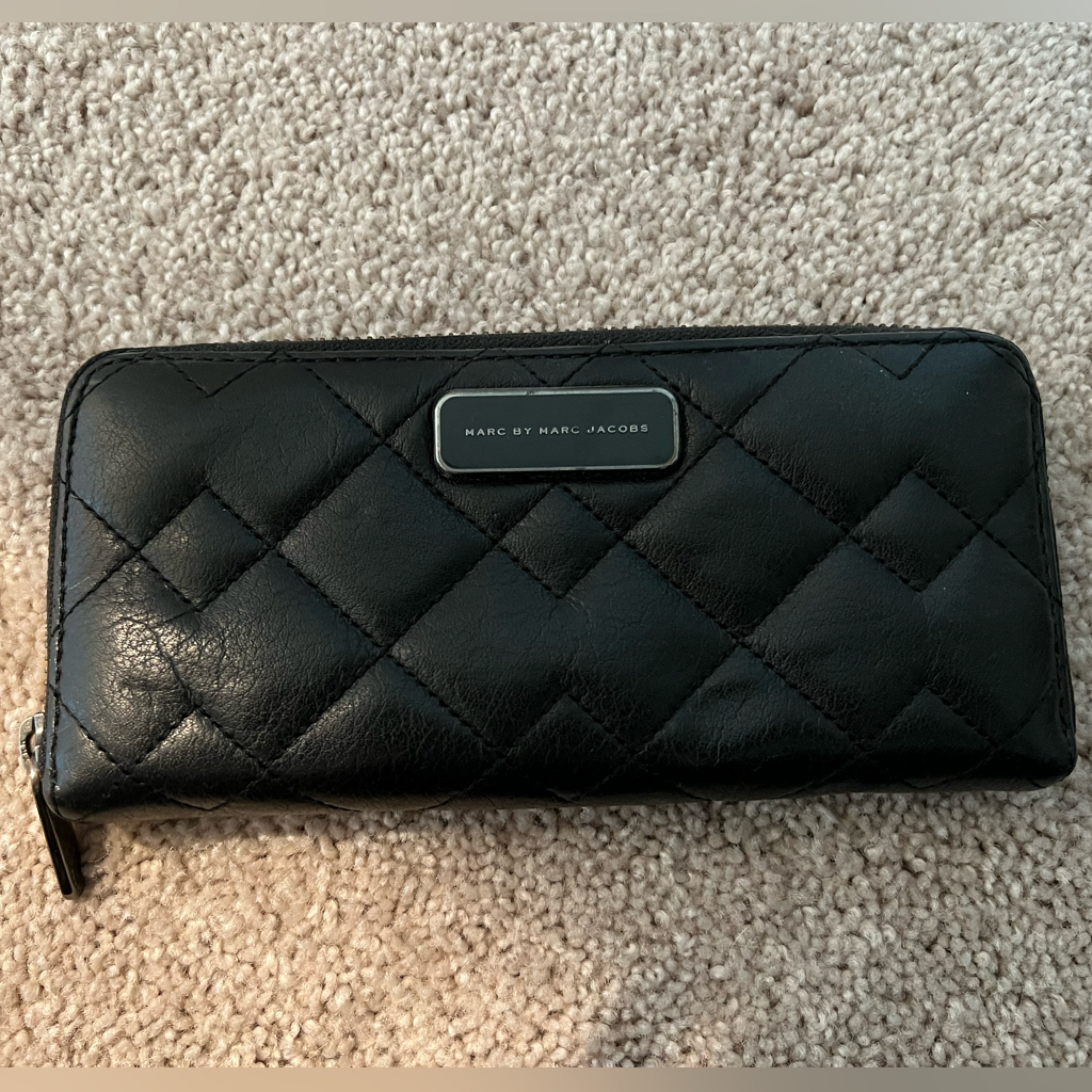 Marc Jacob’s Crosby Quilt Leather Zip Around Wallet Black